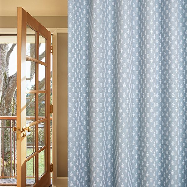 北欧デザインオーダーカーテンのAD1126（サコ）ブルー